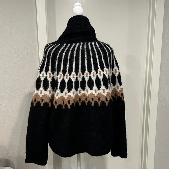 Banana Republic Fair Isles Black and Tan Patterned Alpaca Cardigan Sz L - Picture 6 of 10